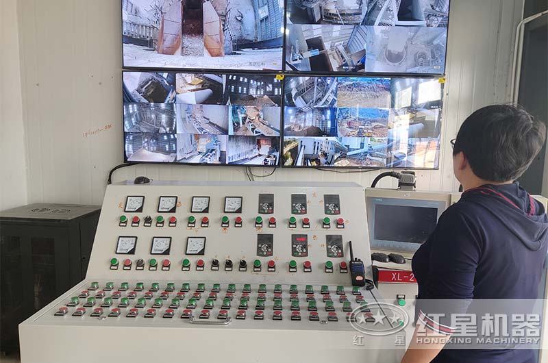 后臺(tái)系統(tǒng)操作臺(tái) 后臺(tái)系統(tǒng)操作臺(tái)