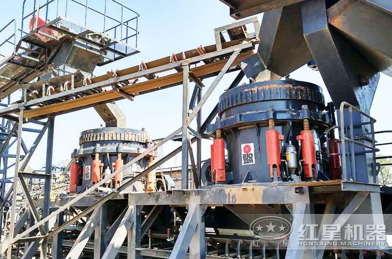 頁巖破碎加工客戶現(xiàn)場實(shí)拍 頁巖破碎加工客戶現(xiàn)場實(shí)拍