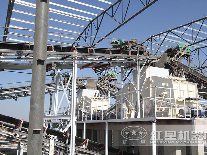 項目一期現場反擊破碎機 項目一期現場反擊破碎機